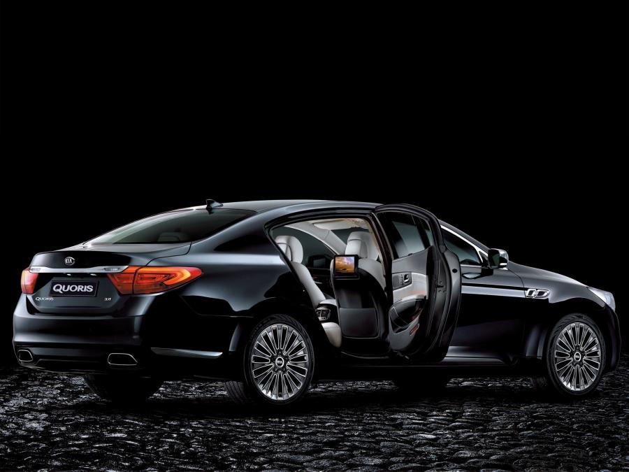 Kia Quoris 2012 года  (фото 57 из 72)